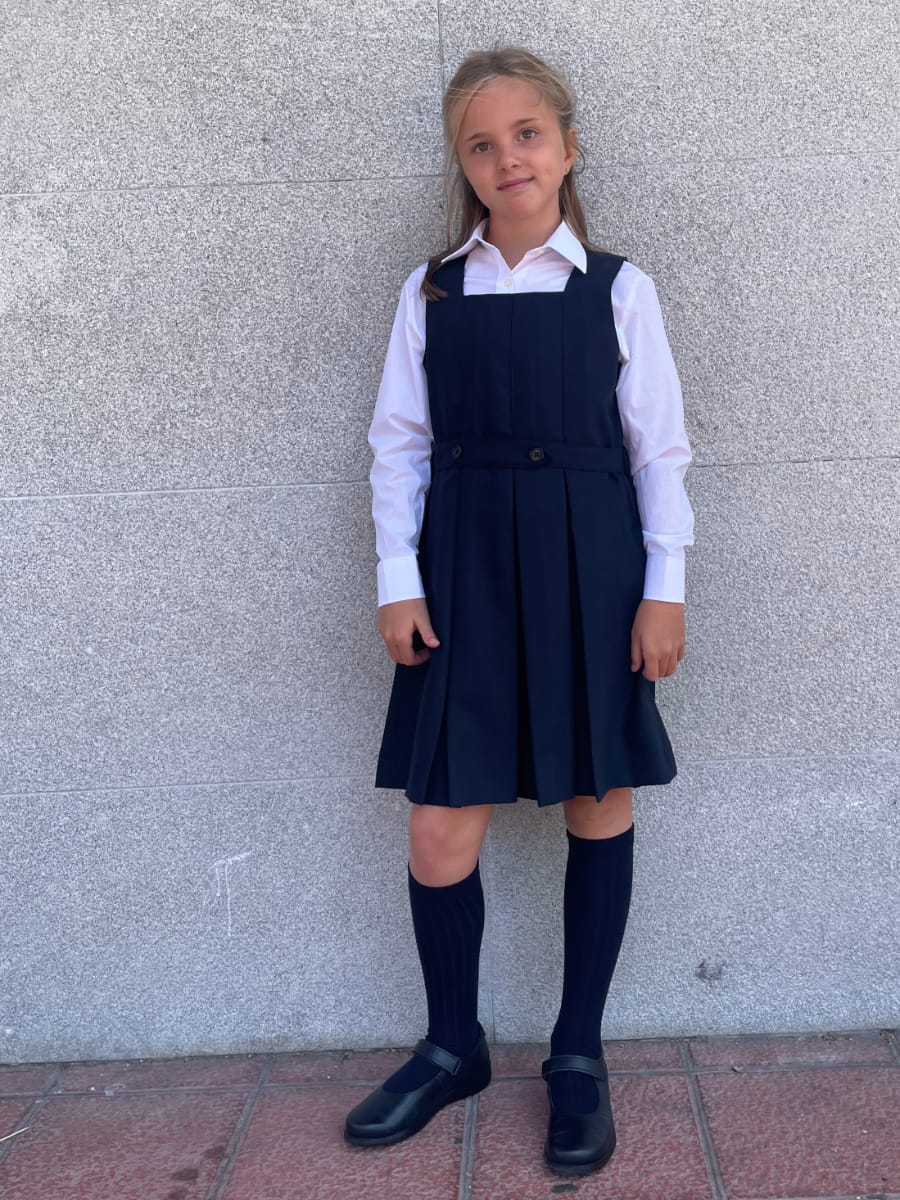 Colegio Ángel De La Guarda Uniforme Niña 2