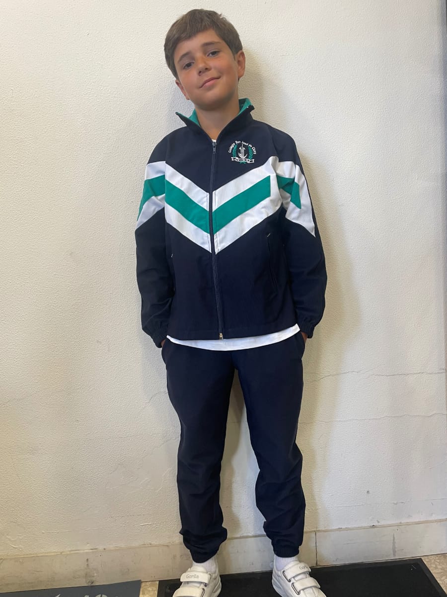 Colegio San José De Cluny Chandal Niño