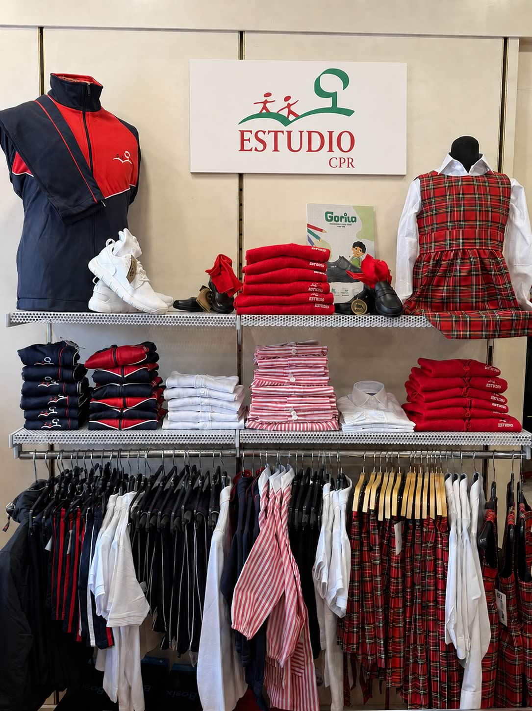 Uniforme Colegio Estudio